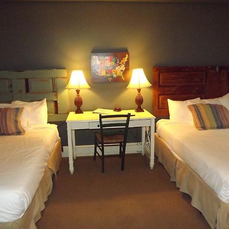 William Watson Hotel (Adults Only) Pittsfield Экстерьер фото