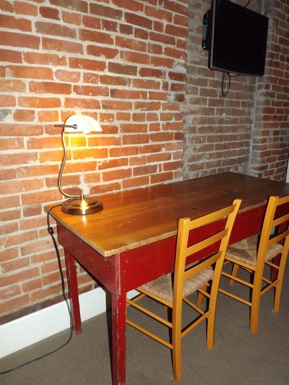 William Watson Hotel (Adults Only) Pittsfield Экстерьер фото