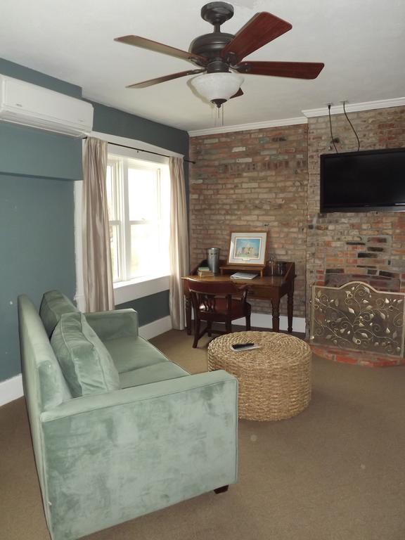 William Watson Hotel (Adults Only) Pittsfield Экстерьер фото