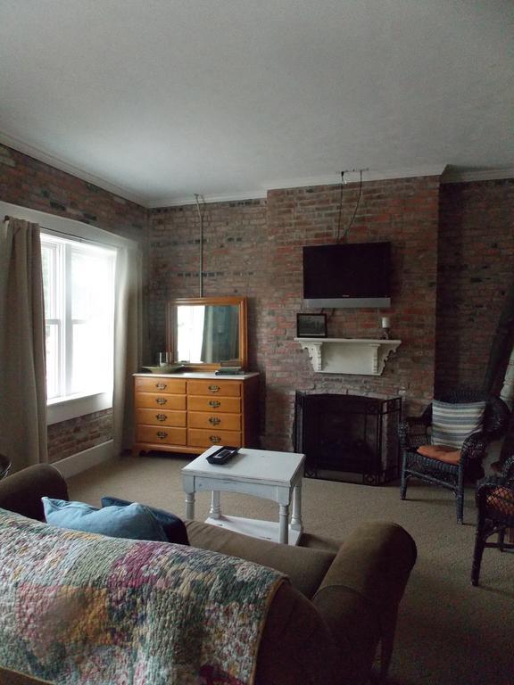 William Watson Hotel (Adults Only) Pittsfield Экстерьер фото