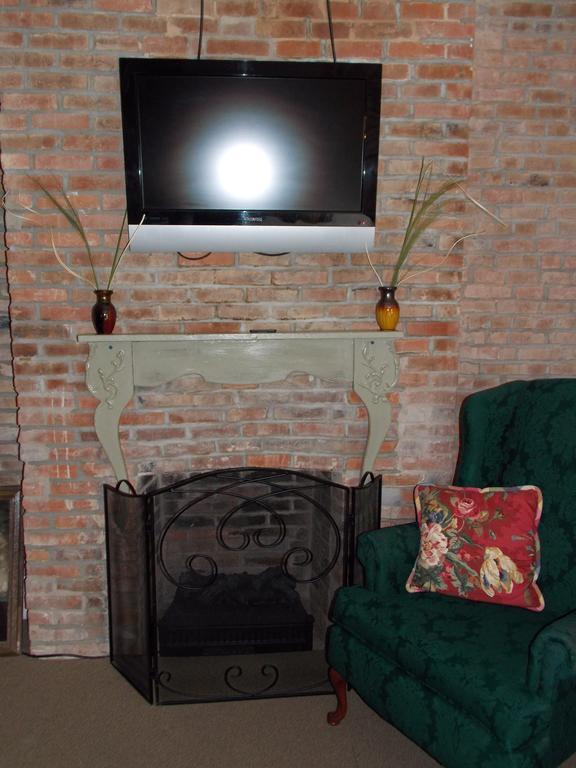 William Watson Hotel (Adults Only) Pittsfield Экстерьер фото