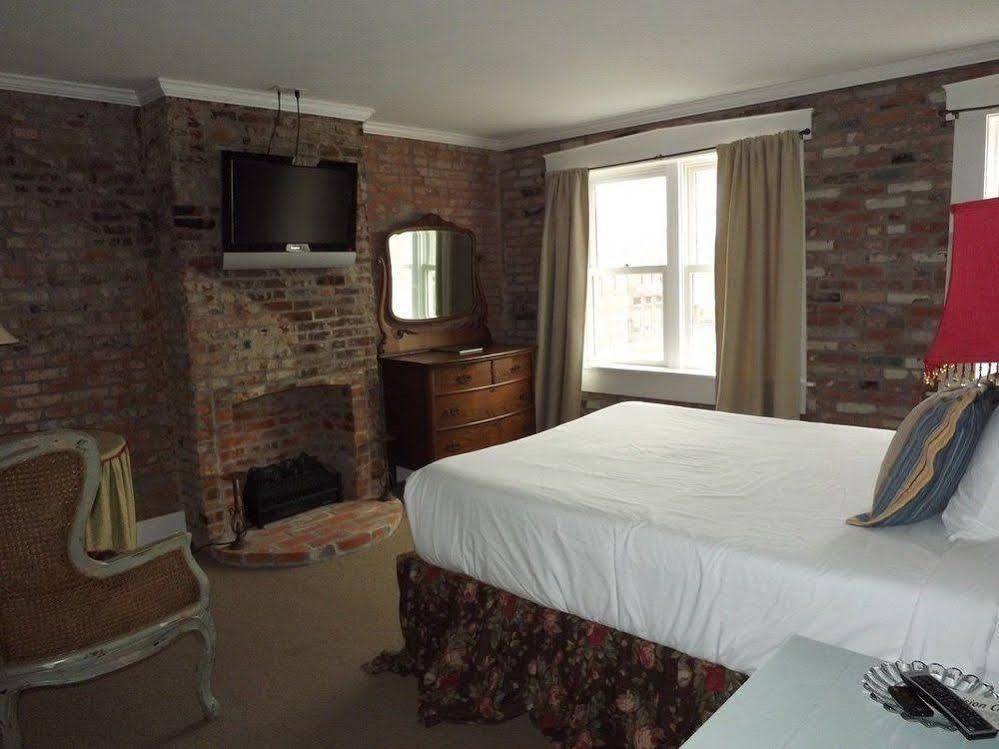 William Watson Hotel (Adults Only) Pittsfield Экстерьер фото