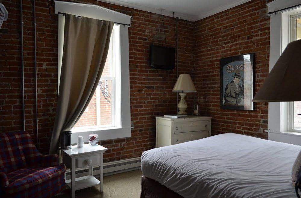 William Watson Hotel (Adults Only) Pittsfield Экстерьер фото