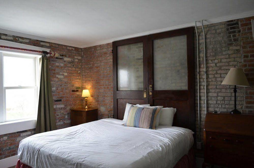 William Watson Hotel (Adults Only) Pittsfield Экстерьер фото